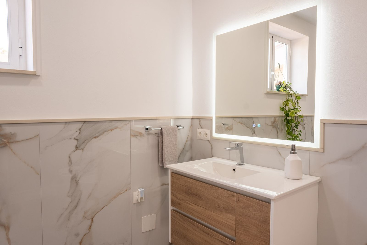 Vrijstaande Villa te koop in Coín | 3 slaapkamers H5461279