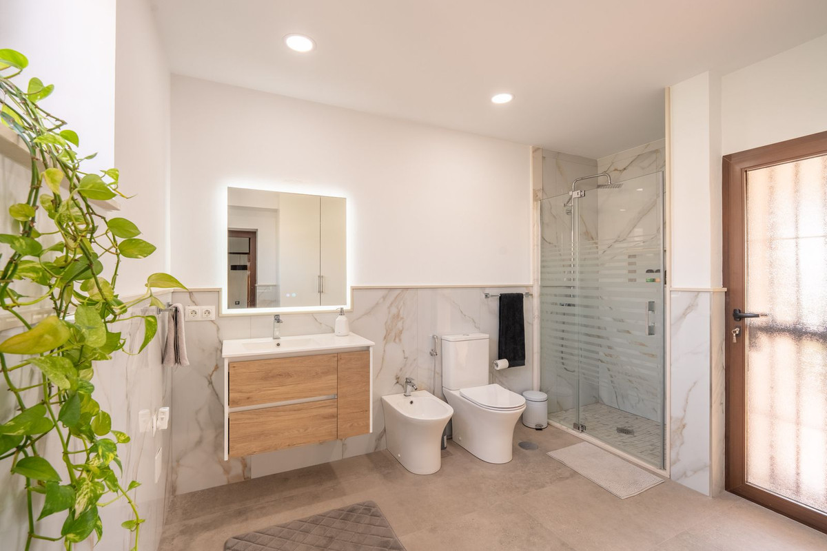 Vrijstaande Villa te koop in Coín | 3 slaapkamers H5461279