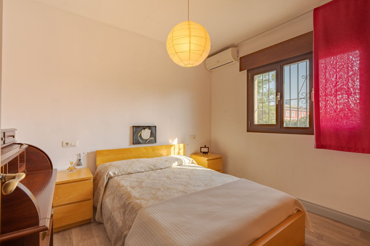 Vrijstaande Villa te koop in Coín | 3 slaapkamers H5461279