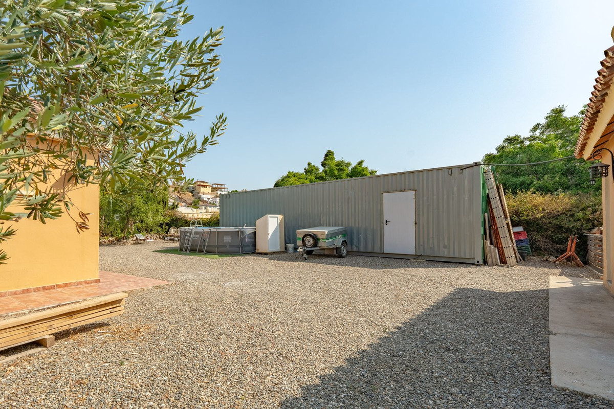 Vrijstaande Villa te koop in Coín | 3 slaapkamers H5461279