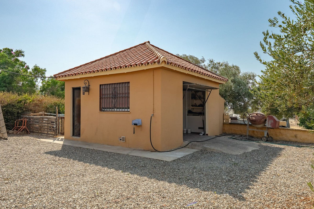 Vrijstaande Villa te koop in Coín | 3 slaapkamers H5461279