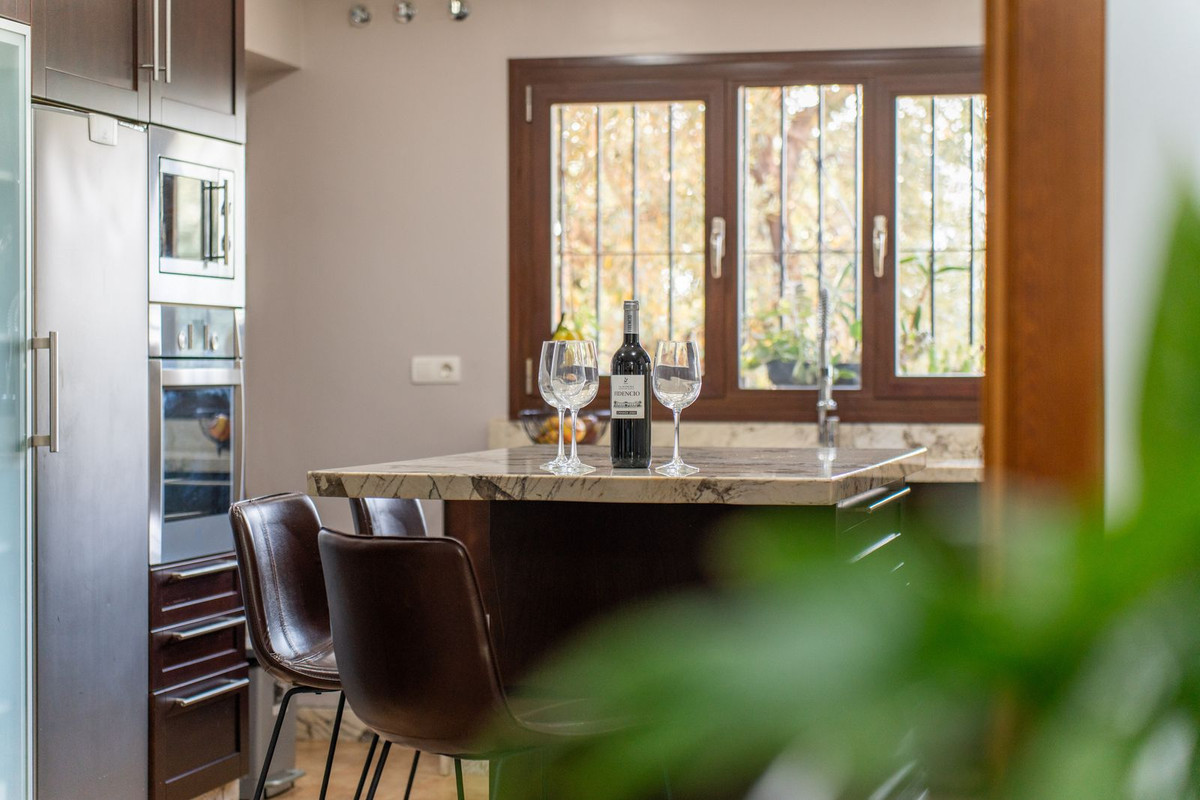 Vrijstaande Villa te koop in Coín | 3 slaapkamers H5461279
