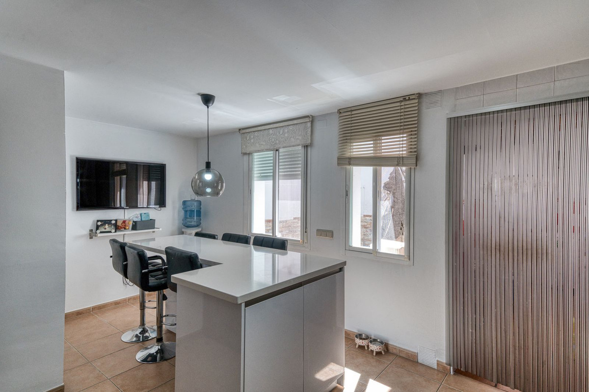 Geschakelde Woning te koop in Coín | 4 slaapkamers H5465371