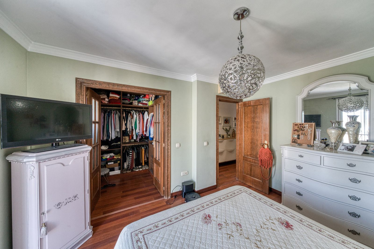 Geschakelde Woning te koop in Coín | 4 slaapkamers H5465371