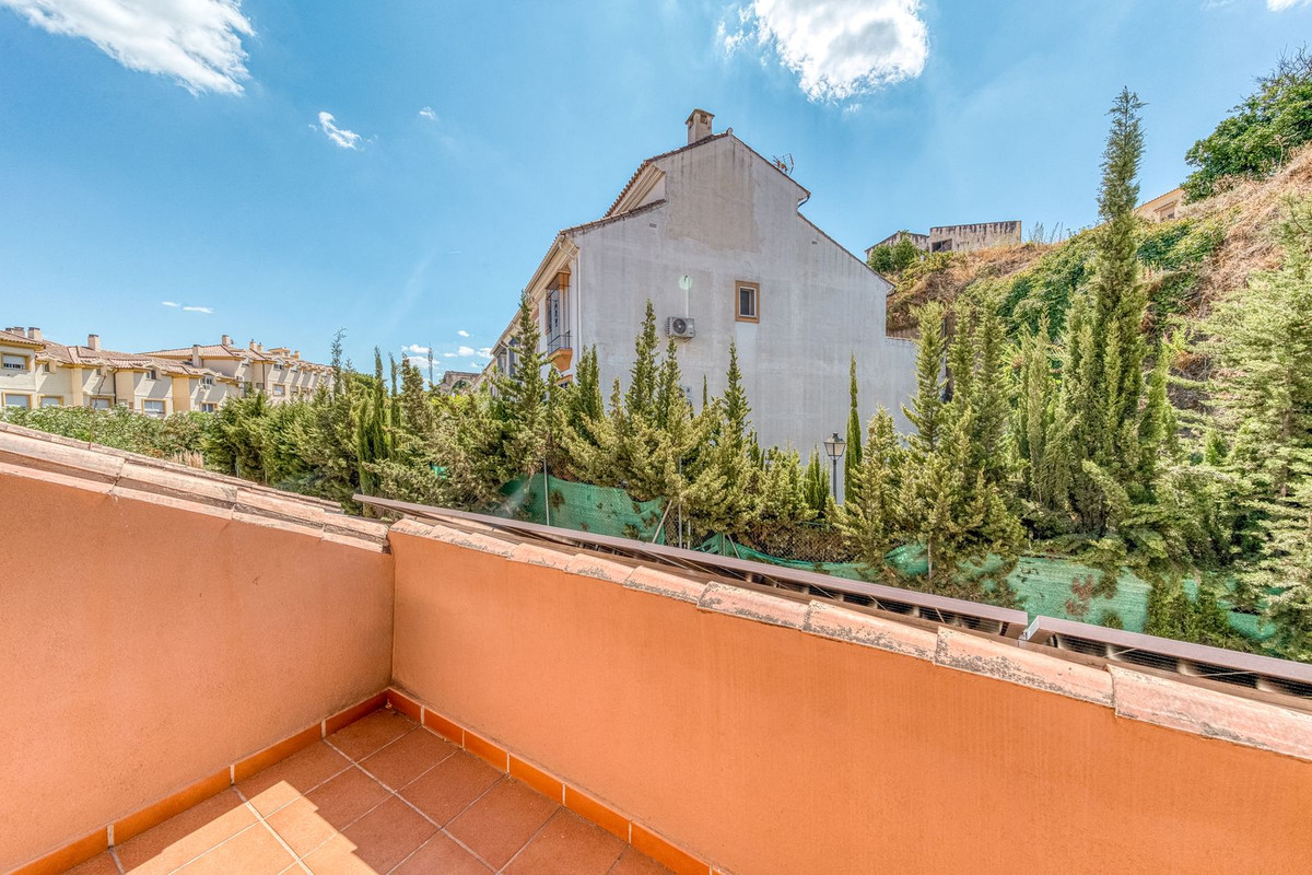 Geschakelde Woning te koop in Coín | 4 slaapkamers H5465371