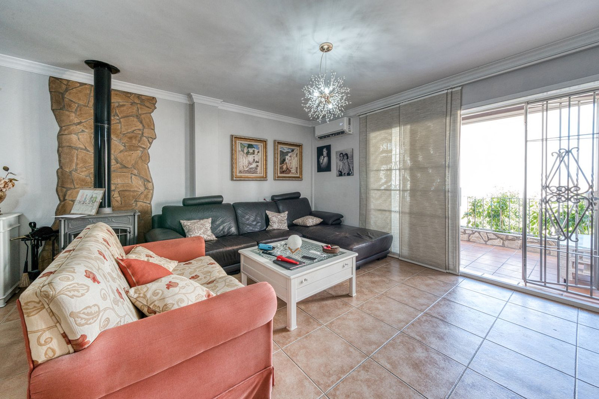 Geschakelde Woning te koop in Coín | 4 slaapkamers H5465371