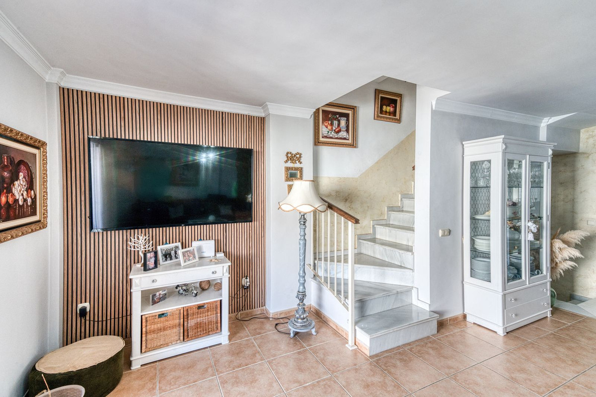 Geschakelde Woning te koop in Coín | 4 slaapkamers H5465371