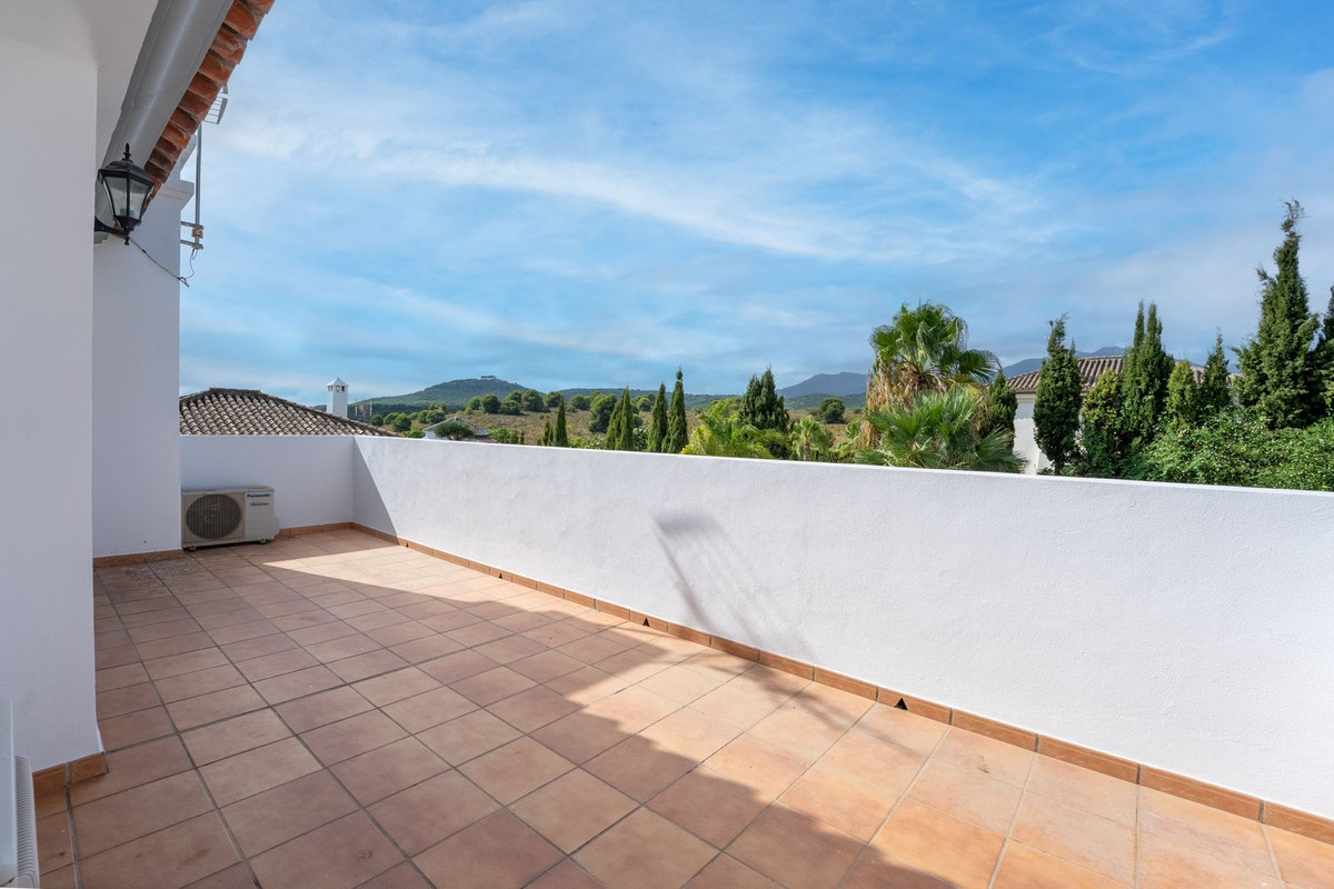 Geschakelde Woning te koop in Coín | 4 slaapkamers H5476765