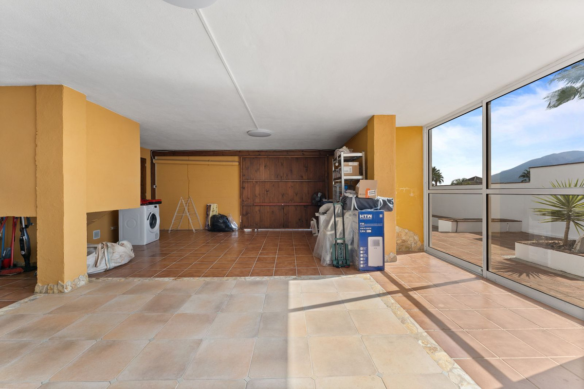 Geschakelde Woning te koop in Coín | 4 slaapkamers H5476765