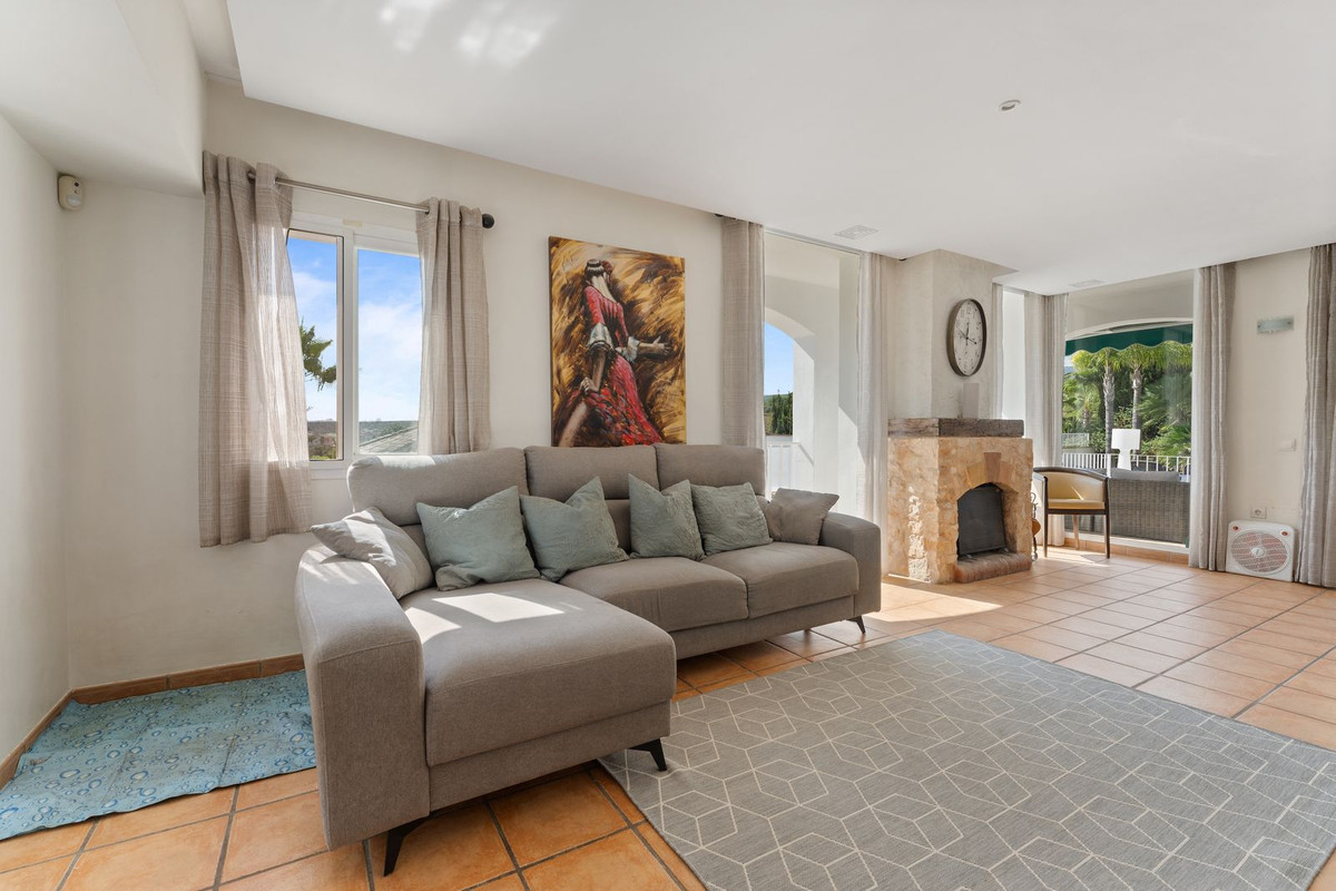 Geschakelde Woning te koop in Coín | 4 slaapkamers H5476765