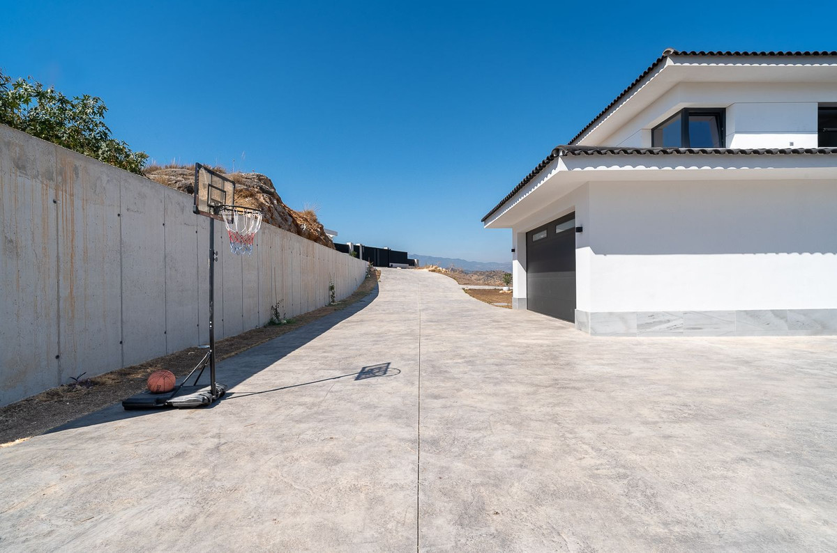 Property main view 34