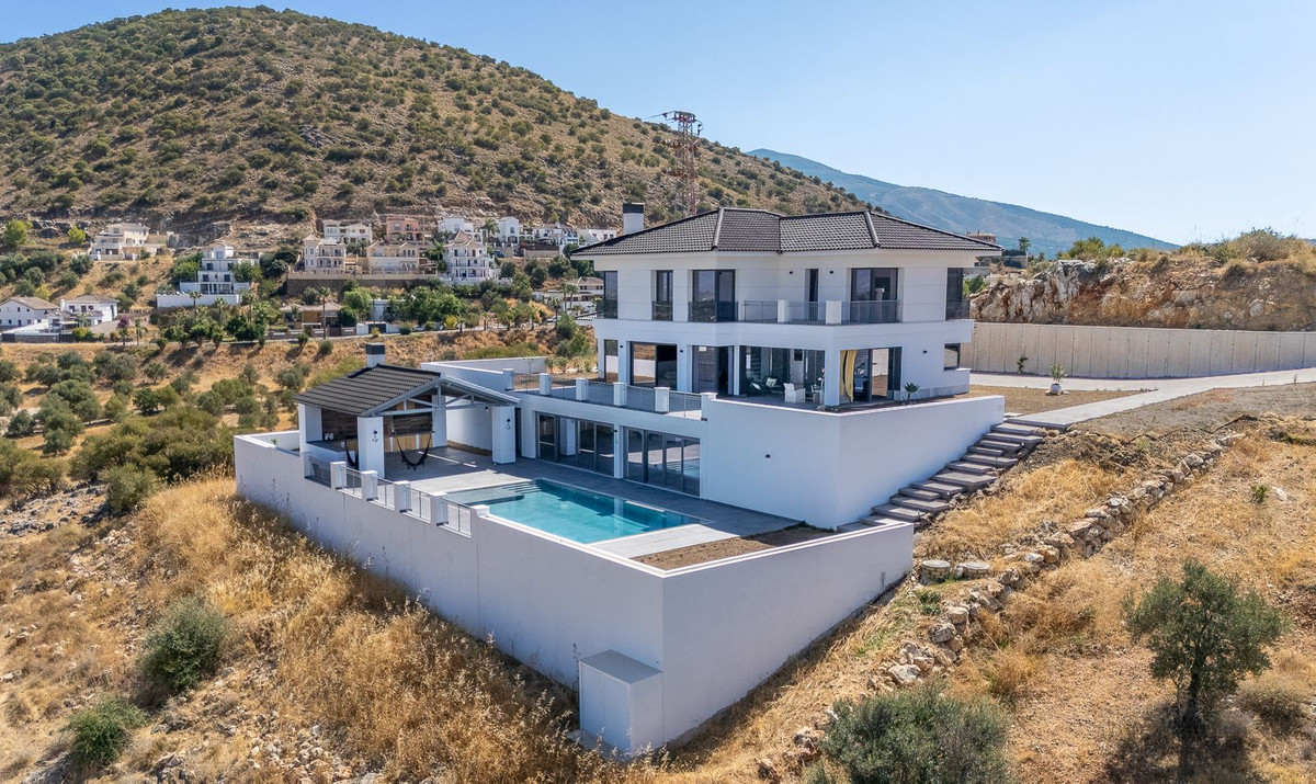 Property main view 38