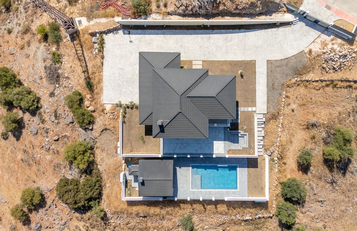 Property main view 40