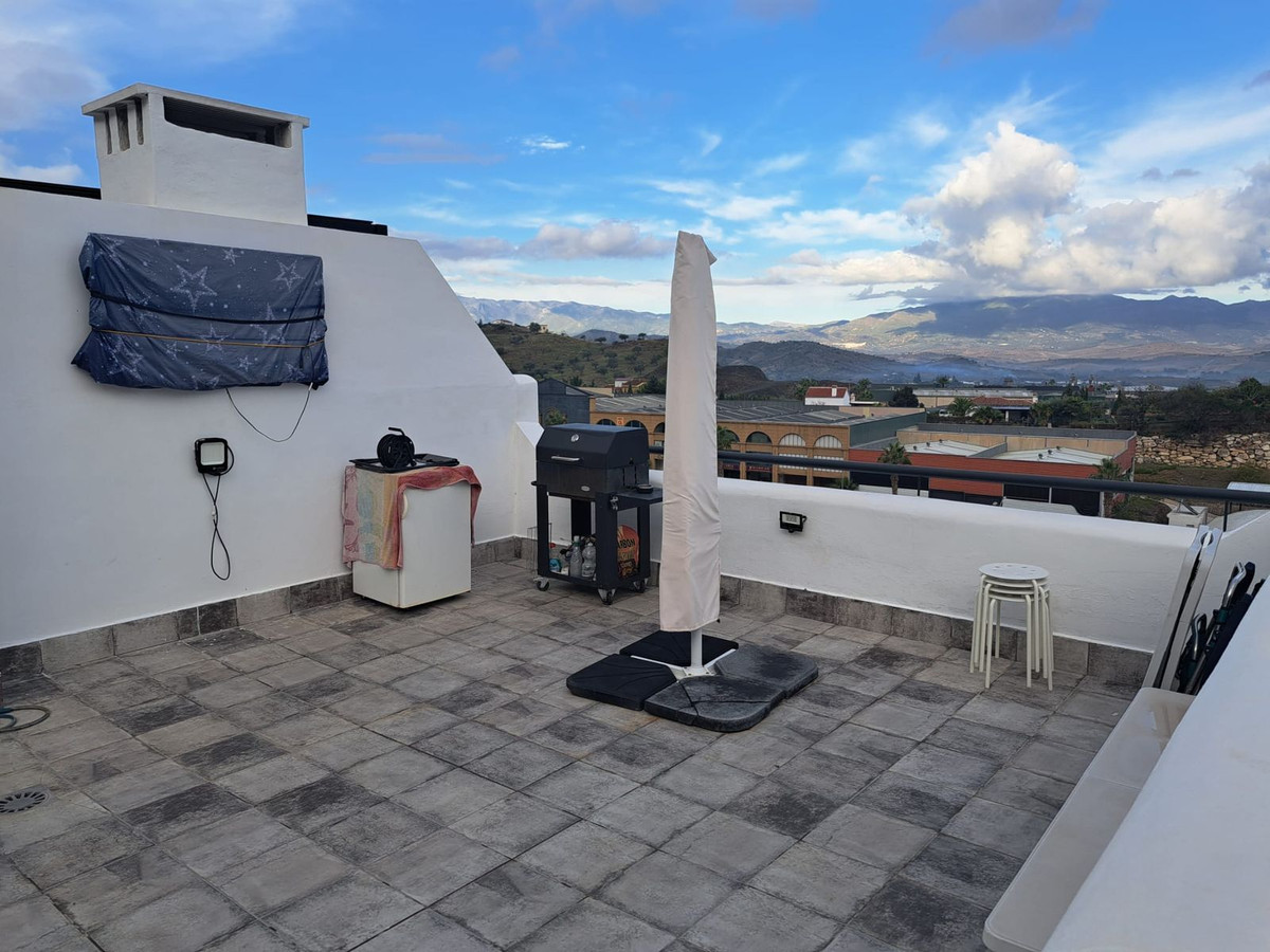 Geschakelde Woning te koop in Coín | 3 slaapkamers H5523268