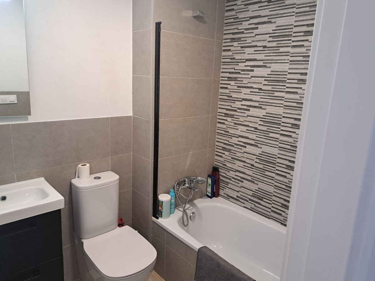 Geschakelde Woning te koop in Coín | 3 slaapkamers H5523268