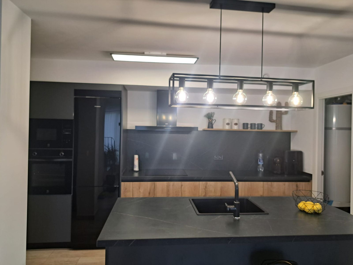 Geschakelde Woning te koop in Coín | 3 slaapkamers H5523268