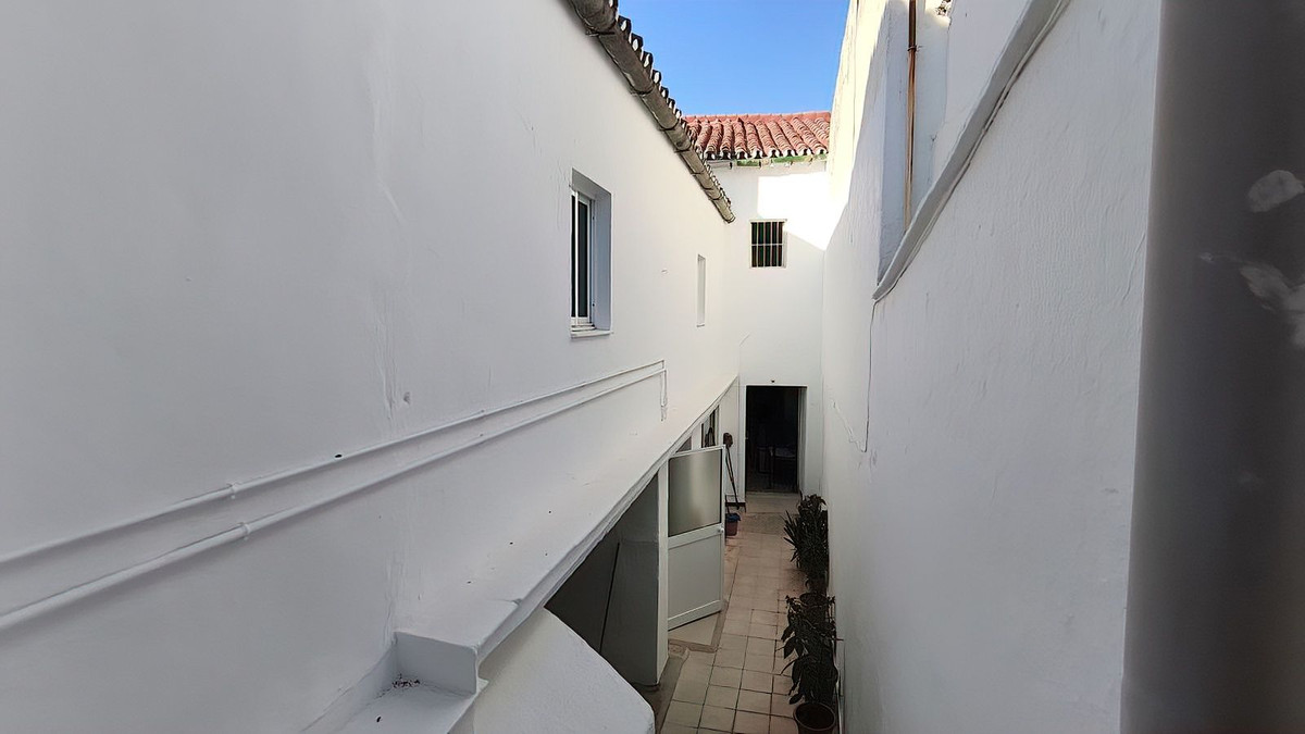 Geschakelde Woning te koop in Coín | 5 slaapkamers H5530402