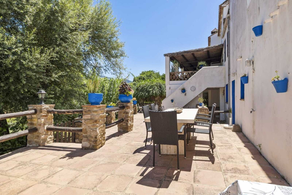 Huis te koop in Cortes de la Frontera | 9 slaapkamers H5016382
