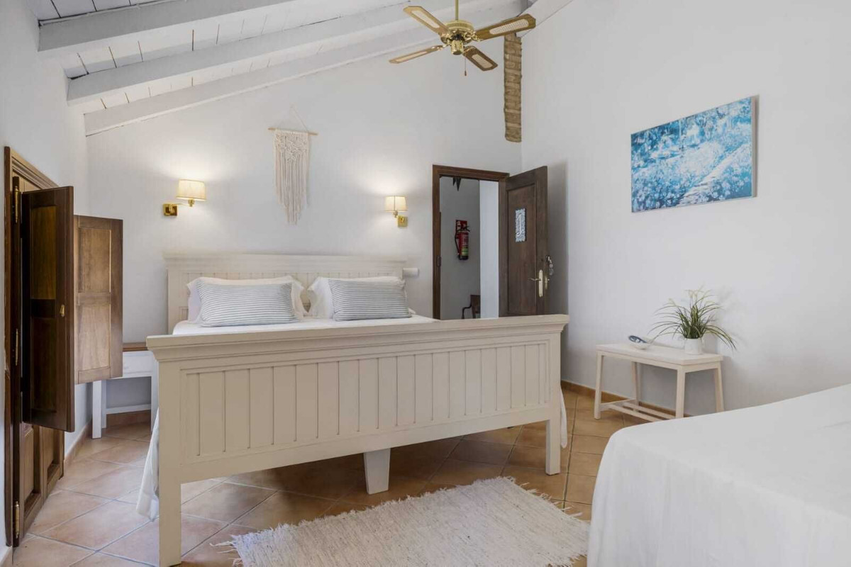 Huis te koop in Cortes de la Frontera | 9 slaapkamers H5016382