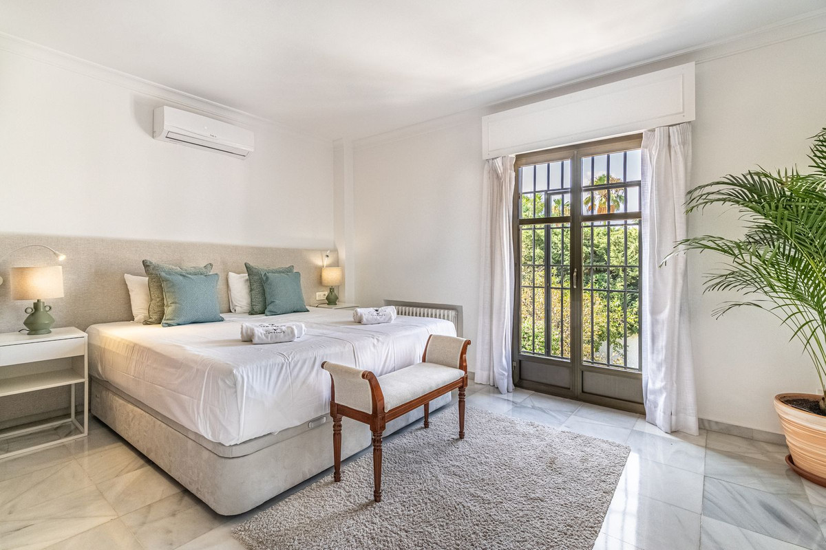 Vrijstaande Villa in Cortijo Blanco-27