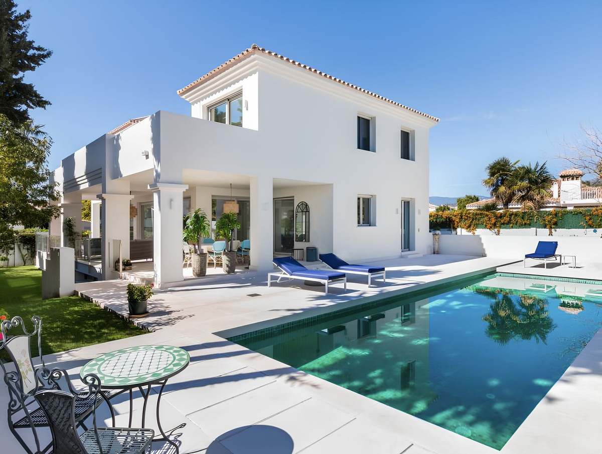Vrijstaande Villa in Cortijo Blanco-3