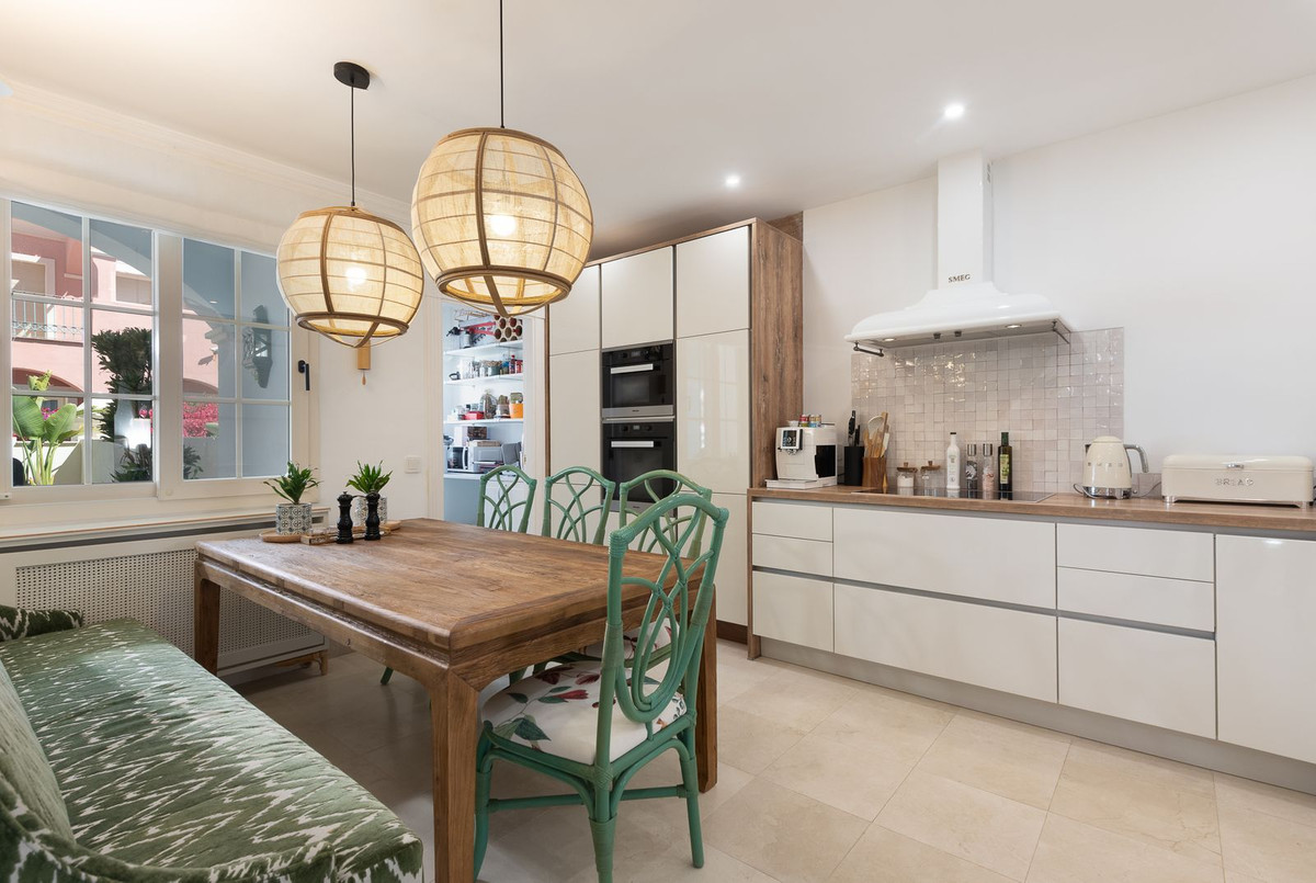 Huis te koop in Cortijo Blanco | 6 slaapkamers H5043874