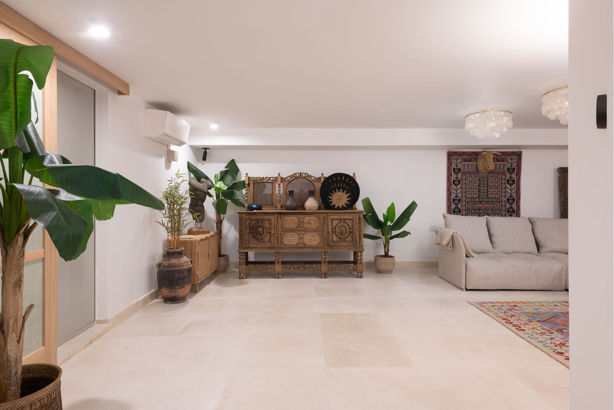Huis te koop in Cortijo Blanco | 6 slaapkamers H5043874