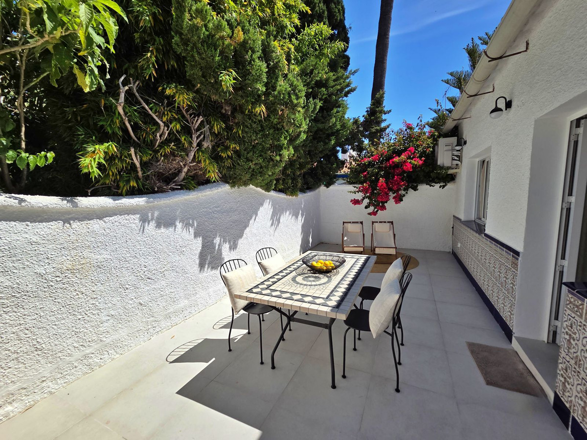 Bungalow te koop in Cortijo Blanco | 2 slaapkamers H5044729