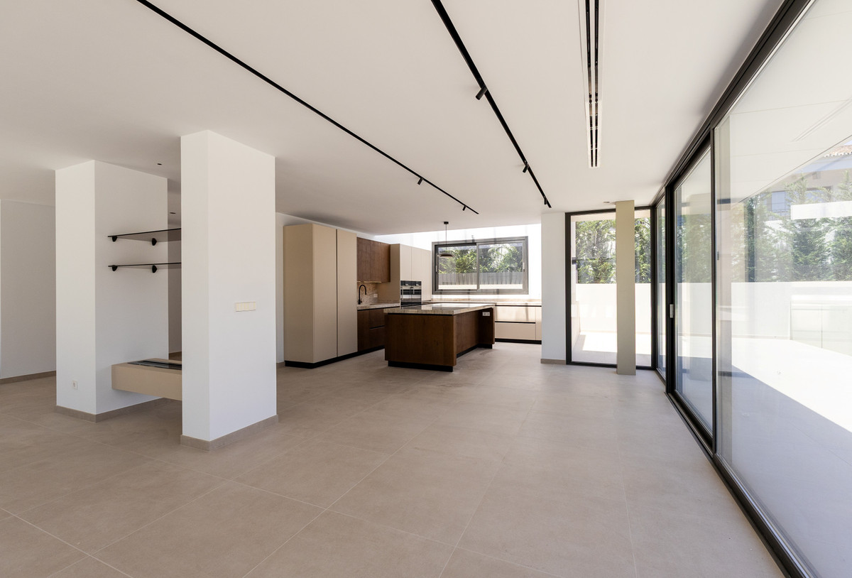 Property main view 54