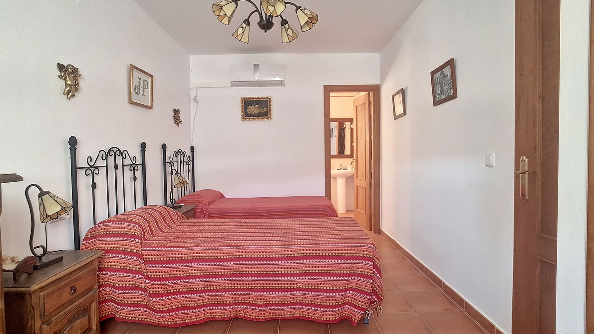 Detached Villa te koop in Corumbela | 3 slaapkamers H4773745