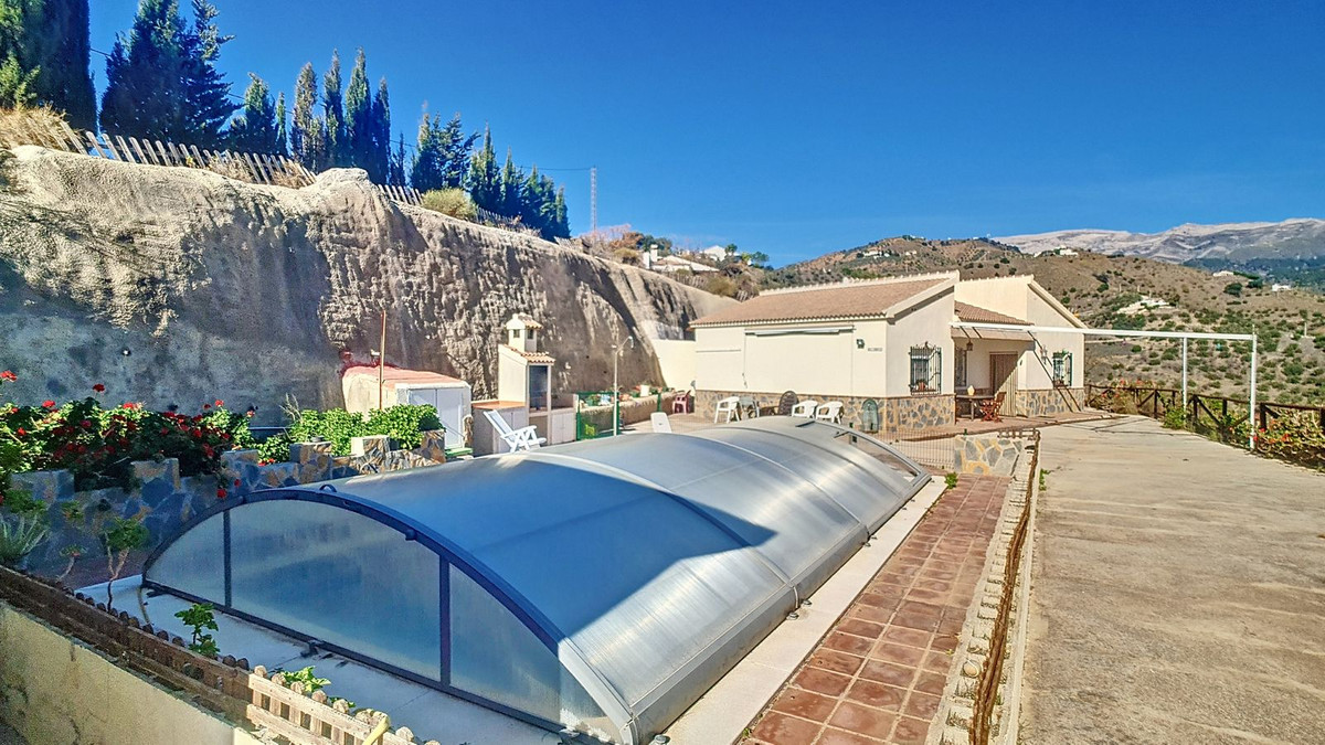 Detached Villa te koop in Corumbela | 3 slaapkamers H4773745