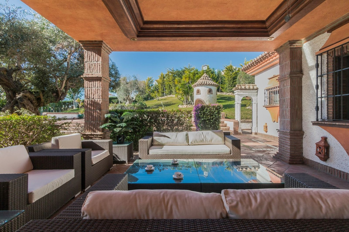 Huis te koop in Costabella | 4 slaapkamers H4621810