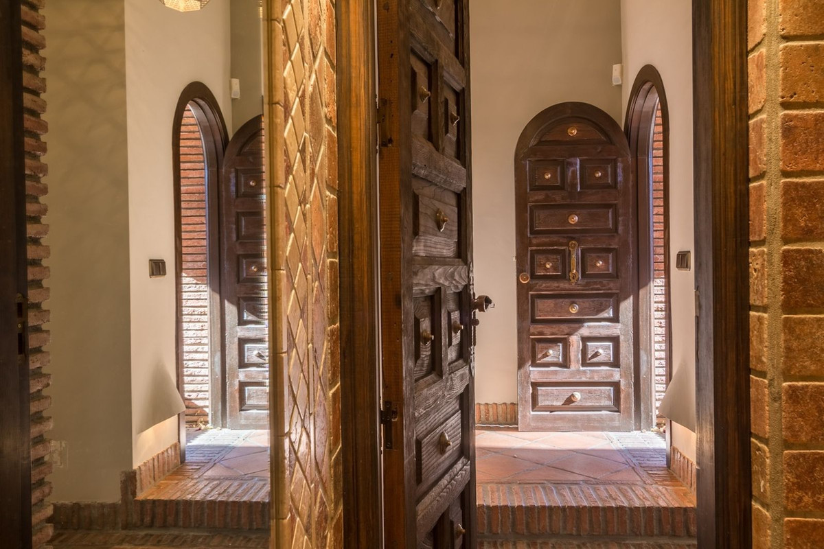 Huis te koop in Costabella | 4 slaapkamers H4621810