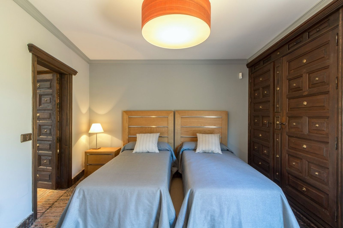 Huis te koop in Costabella | 4 slaapkamers H4621810