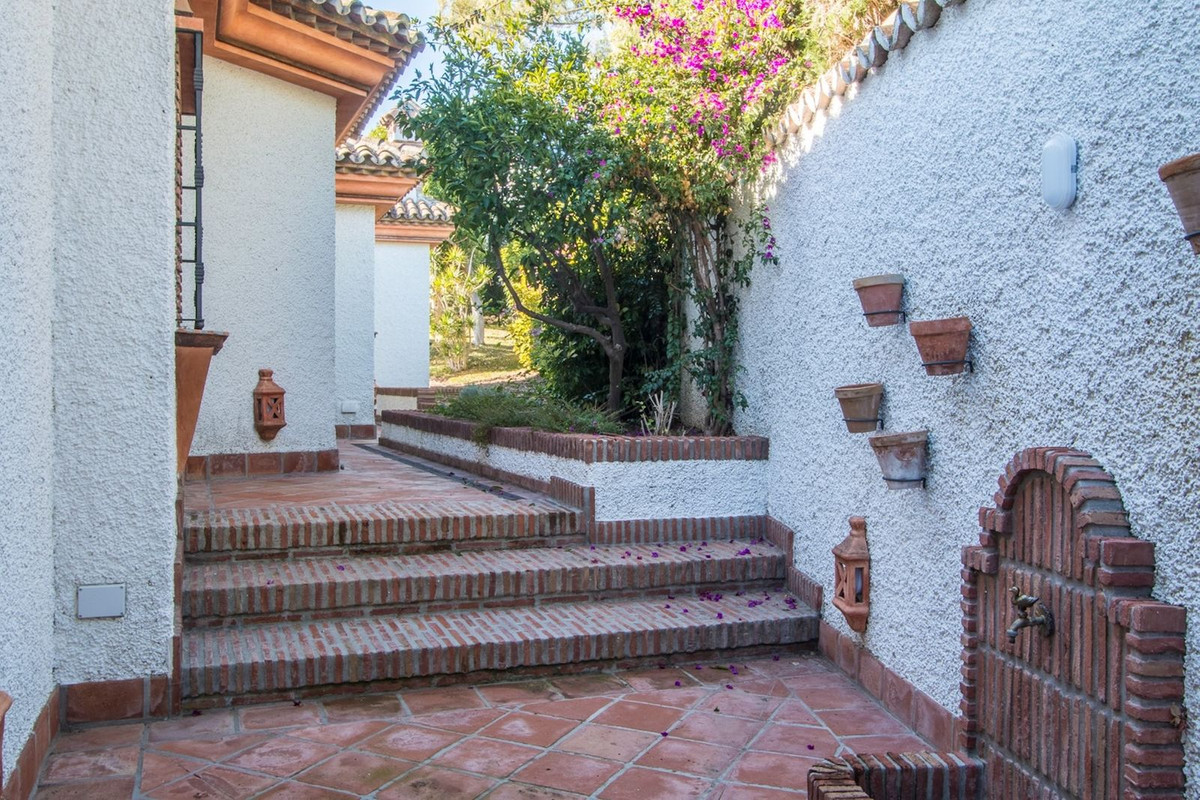 Huis te koop in Costabella | 4 slaapkamers H4621810