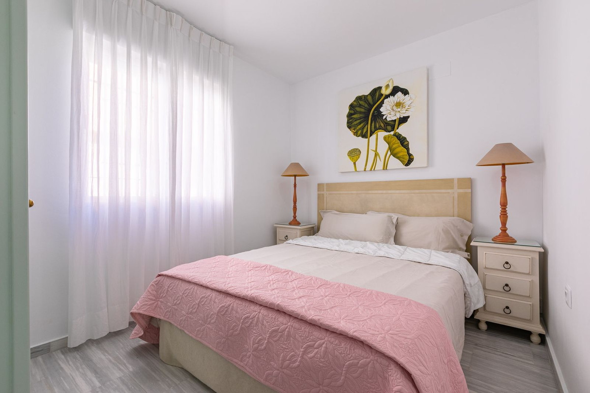 Semi-Vrijstaande Villa in Costabella-17