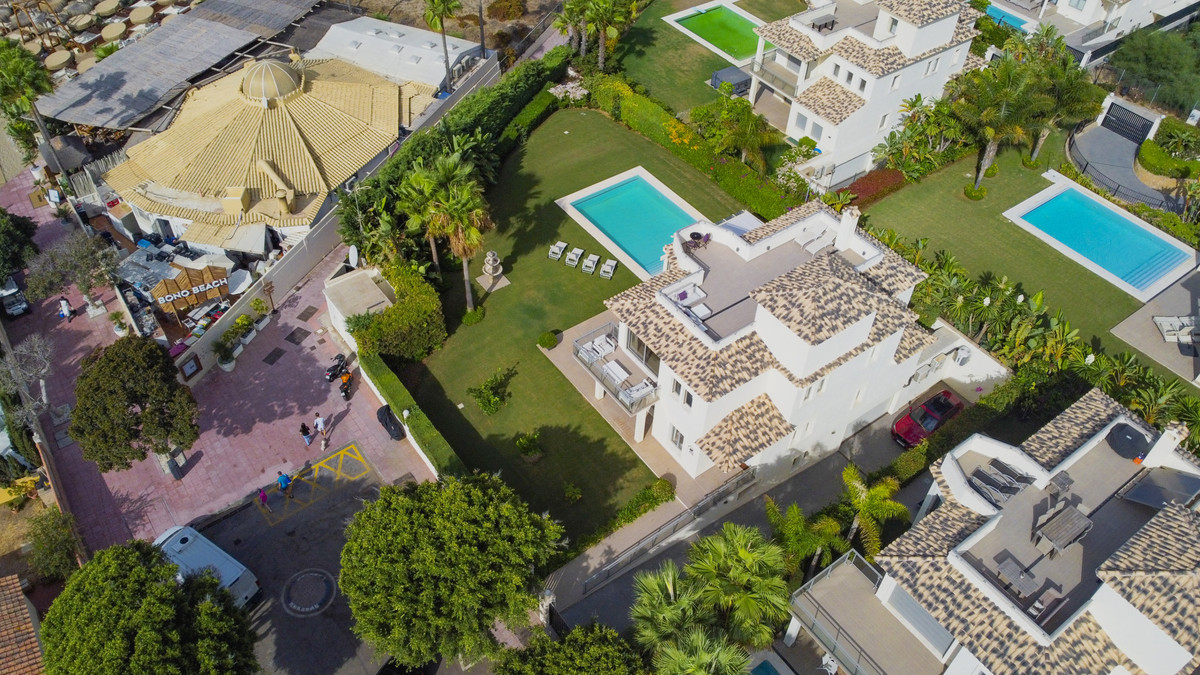 Vrijstaande Villa in Costabella-17