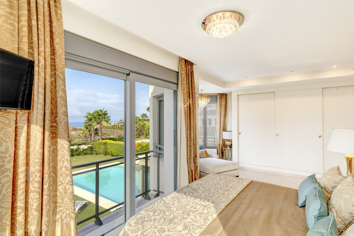 Vrijstaande Villa in Costabella-32