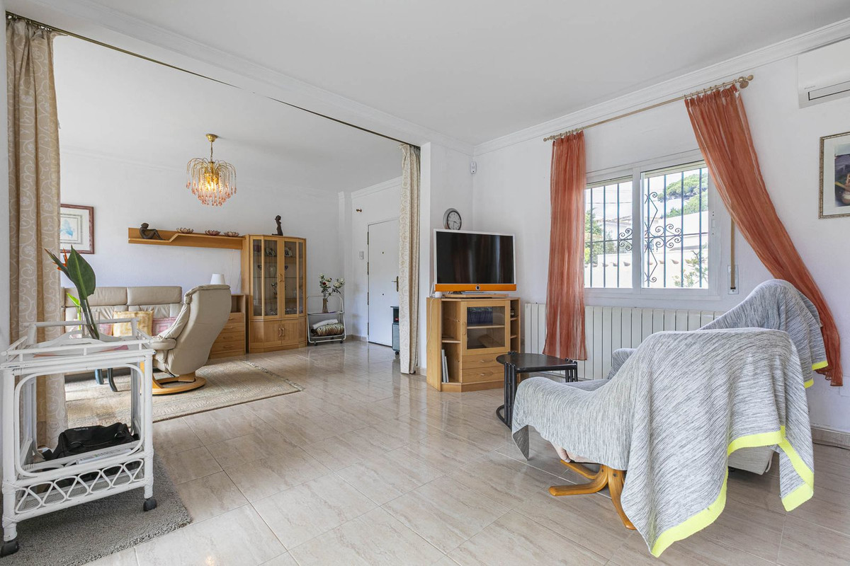 Vrijstaande Villa in Costabella-22