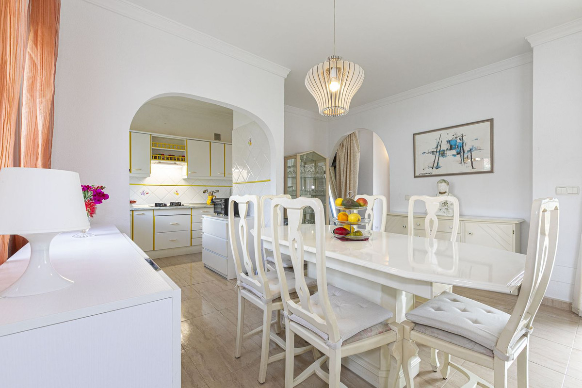 Vrijstaande Villa in Costabella-28