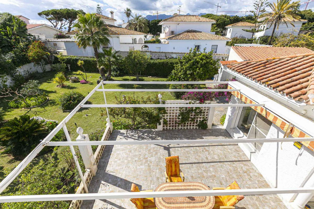 Vrijstaande Villa in Costabella-55