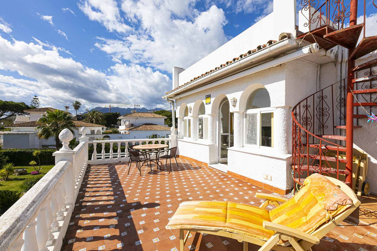 Vrijstaande Villa in Costabella-57