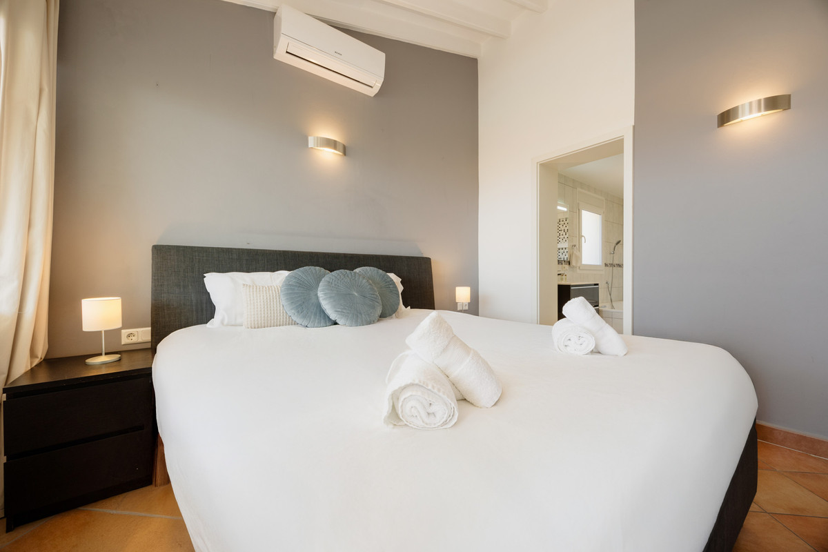Huis te koop in Costabella | 4 slaapkamers H5080297