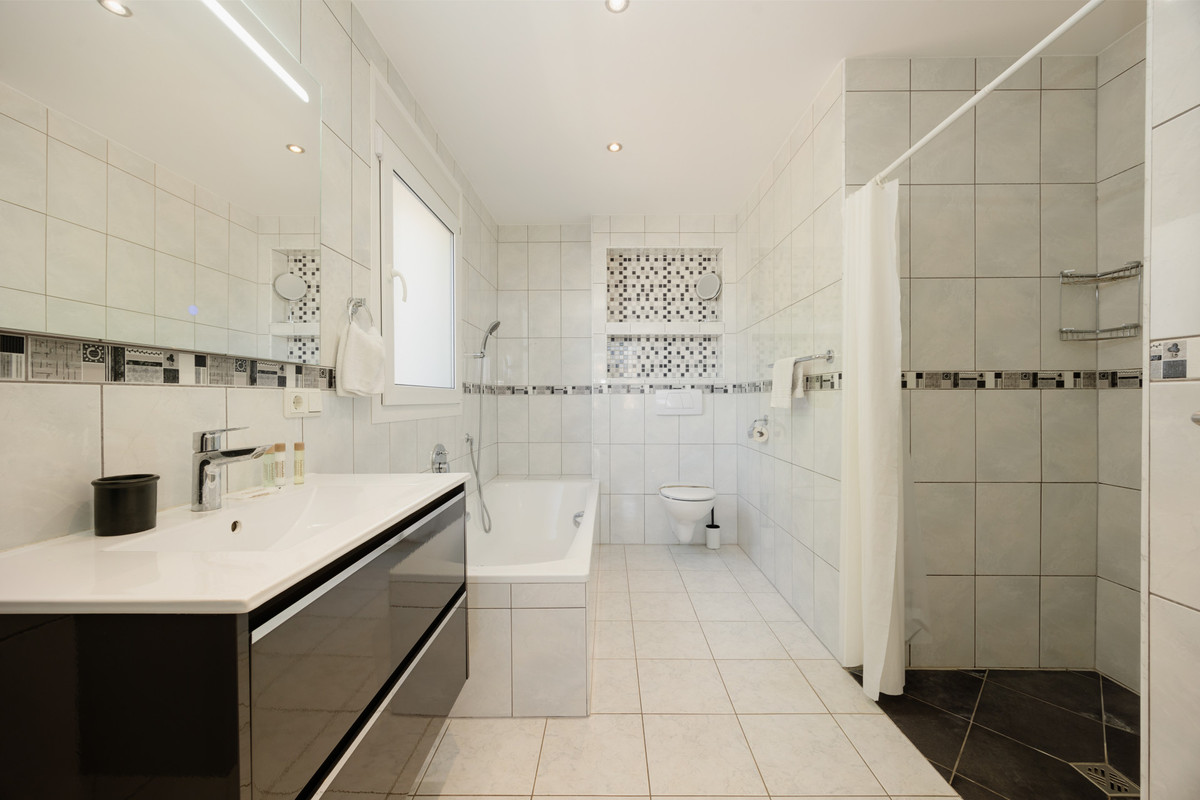 Huis te koop in Costabella | 4 slaapkamers H5080297