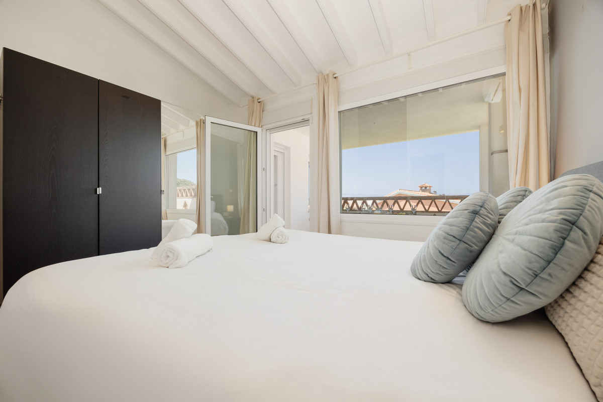 Huis te koop in Costabella | 4 slaapkamers H5080297