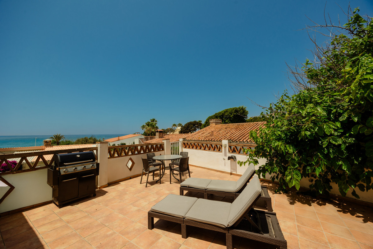 Huis te koop in Costabella | 4 slaapkamers H5080297