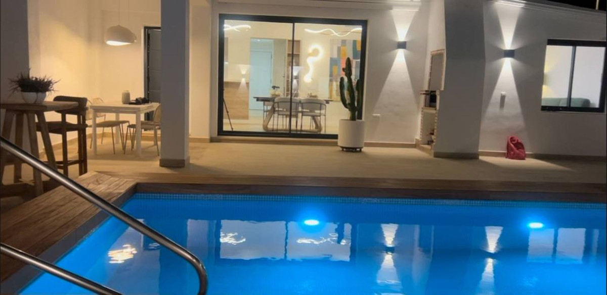 Huis te koop in Costabella | 5 slaapkamers H5188048