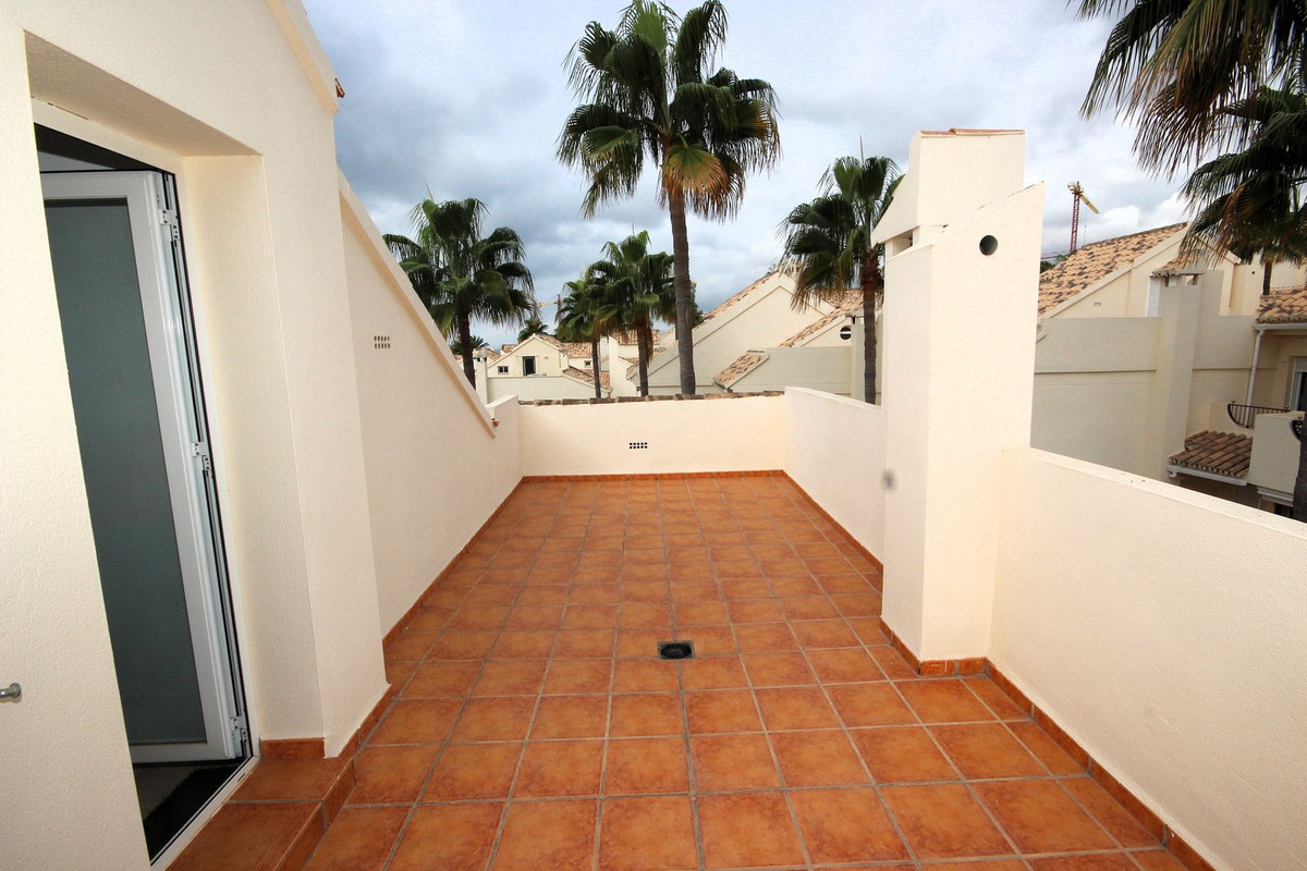 Huis te koop in Costabella | 3 slaapkamers H5196658