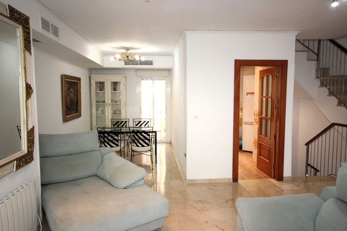 Huis te koop in Costabella | 3 slaapkamers H5196658
