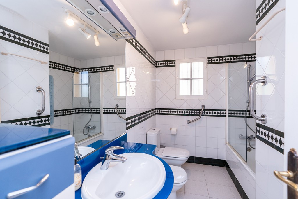 Huis te koop in Costabella | 3 slaapkamers H5225683